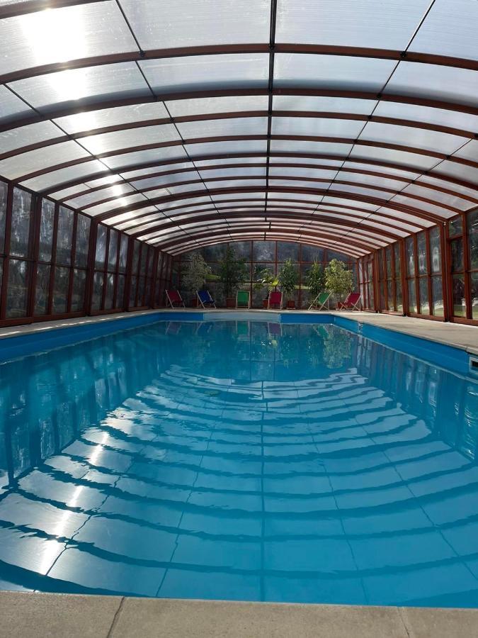 Slovyanka Hotel Slavske Ngoại thất bức ảnh