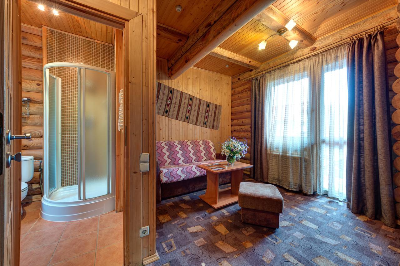 Slovyanka Hotel Slavske Ngoại thất bức ảnh
